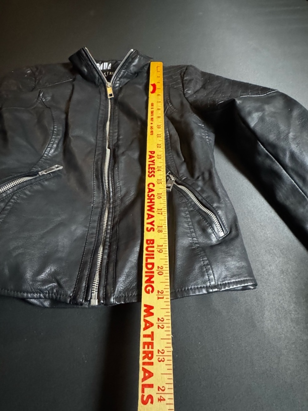 GUESS Black Faux Leather Quilted Shoulder Moto Jacket Y2K - Picture 6 of 7